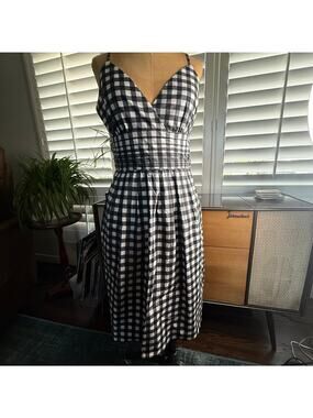 Banana Republic Black White Gingham Fit Flare Sundress Sz 8 V-Neck Cotton